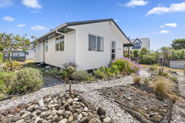 10 Reeves Street Waikanae Beach_4