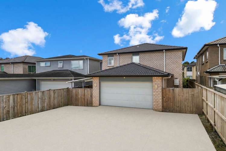 9 Fong Road Flat Bush_18