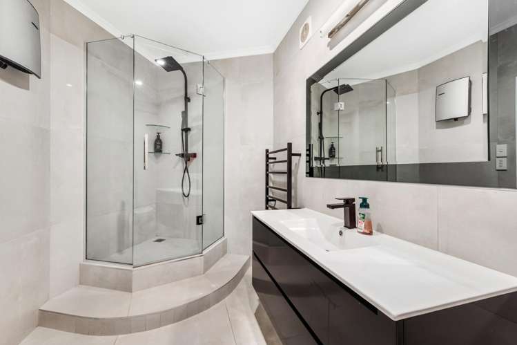 91 Point View Drive East Tamaki Heights_22