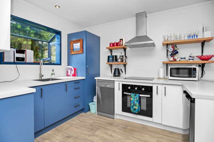 3 Kupe Street Carters Beach_3