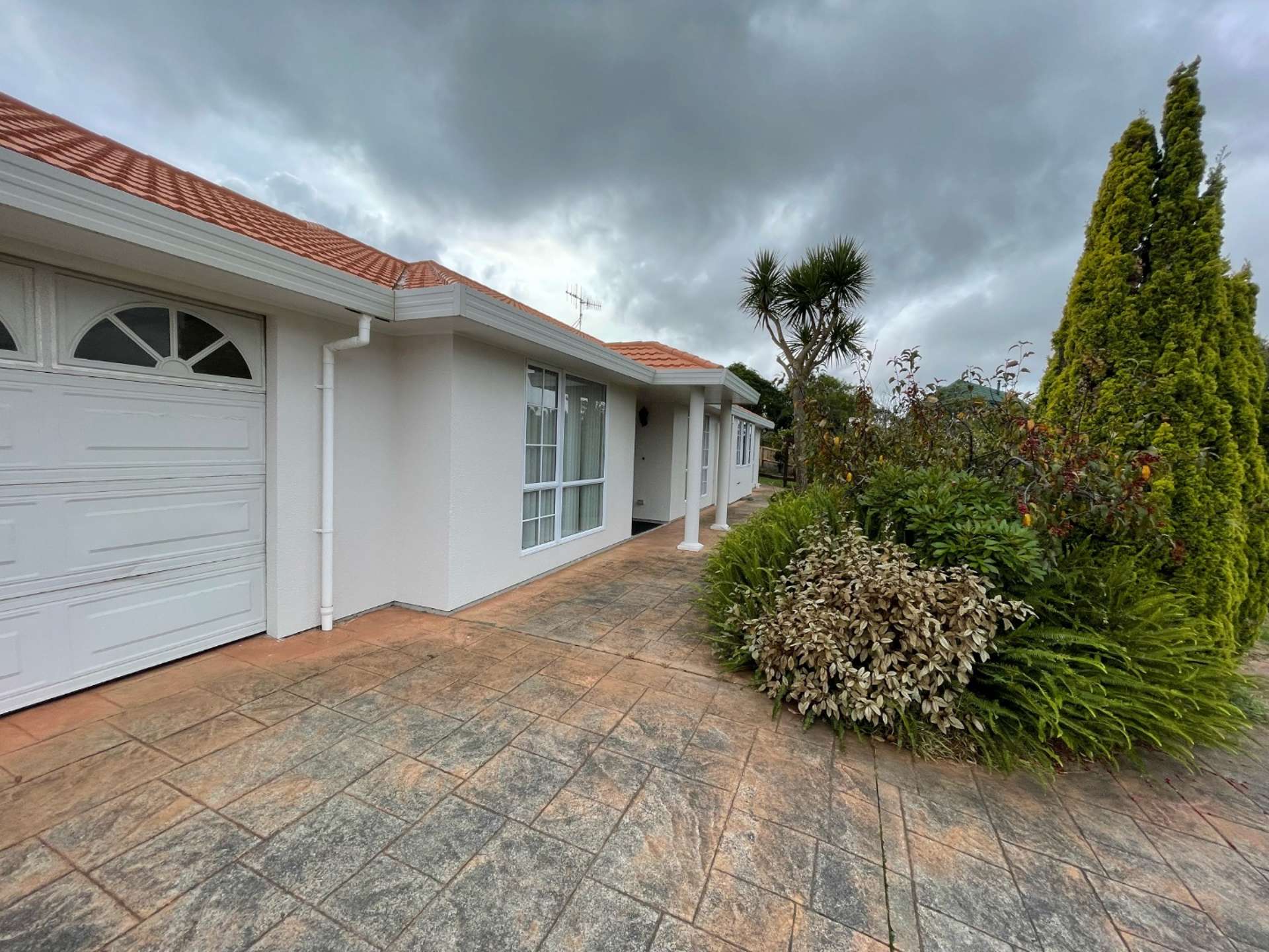 22 Bearing West Court 10587 Kapiti Coast Houses for Rent One Roof