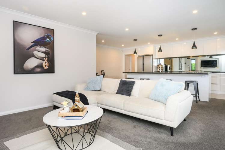 6 Ngaio Street West End_17