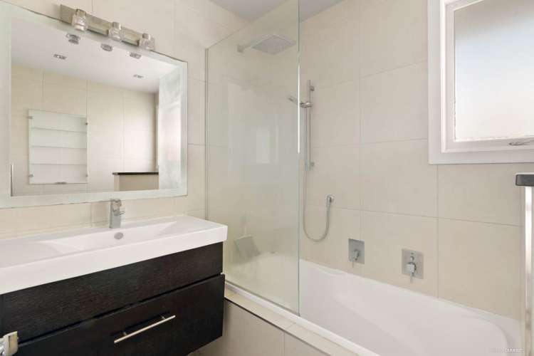 31 Aeroview Drive Beach Haven_10