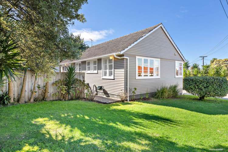 1a Alamein Road Panmure_12