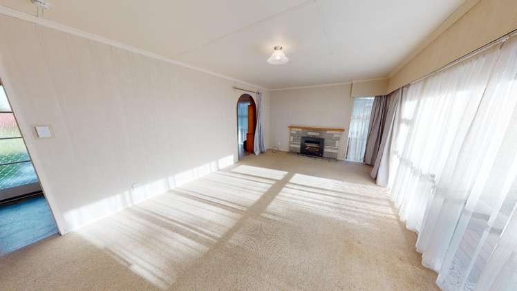 6 Raglan Avenue Cloverlea_5