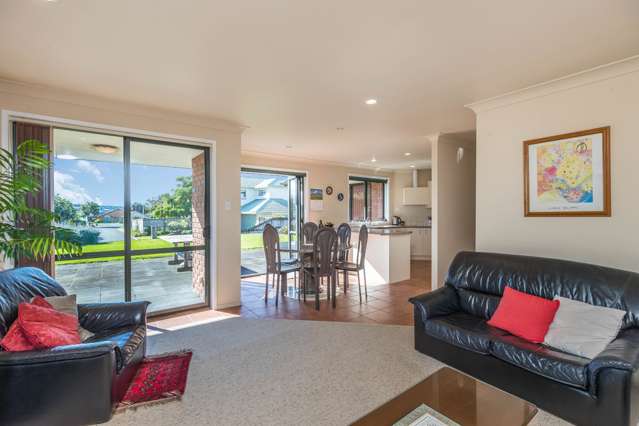 16 Watervista Place Mangere Bridge_2