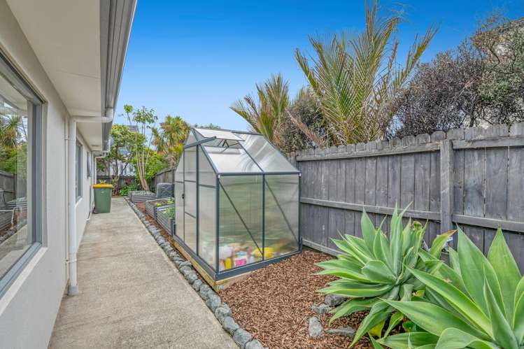 9 Te Ruru Way Stanmore Bay_20