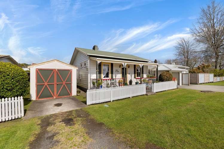 11 Thorp Street Paeroa_20