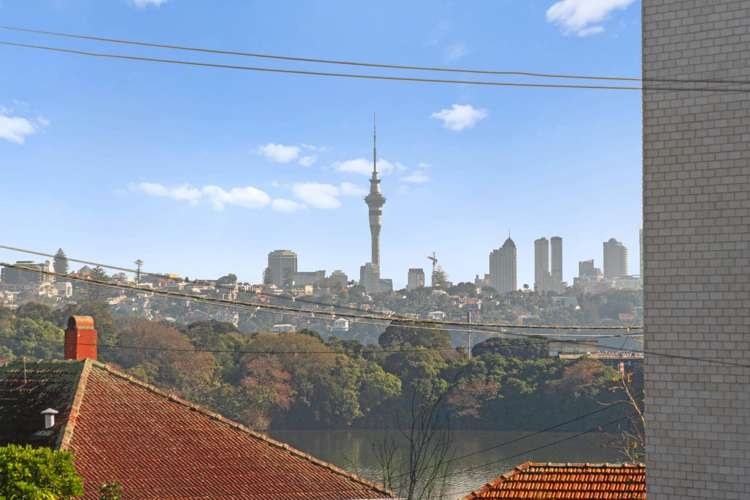 12 Puroto Street 1723_25