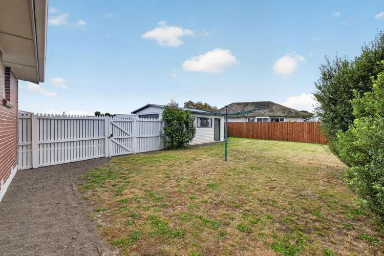 7 Soberton Street Aranui_16