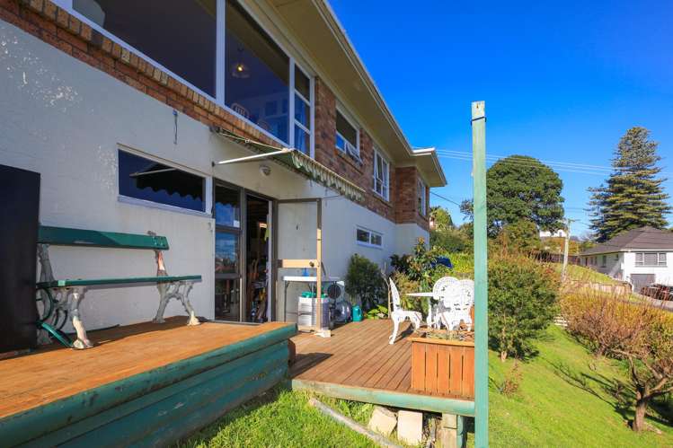 803 Richmond Street Thames_16