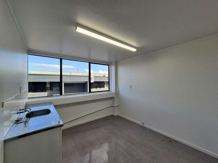 86 Stoddard Road Mt Roskill_6