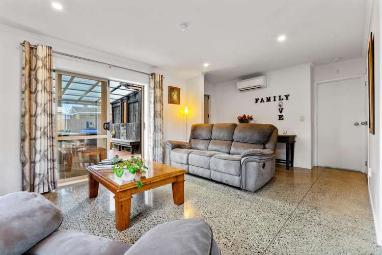 2b Shanley Crescent Waiuku_10