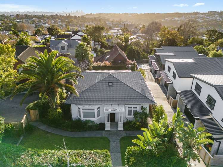 2 Worcester Road Meadowbank_14