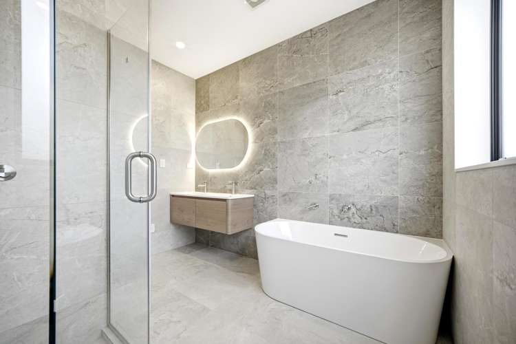 76 Huanui Drive Orewa_15