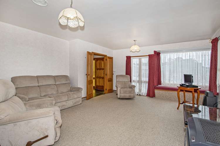 8 Cambridge Street Kamo_13