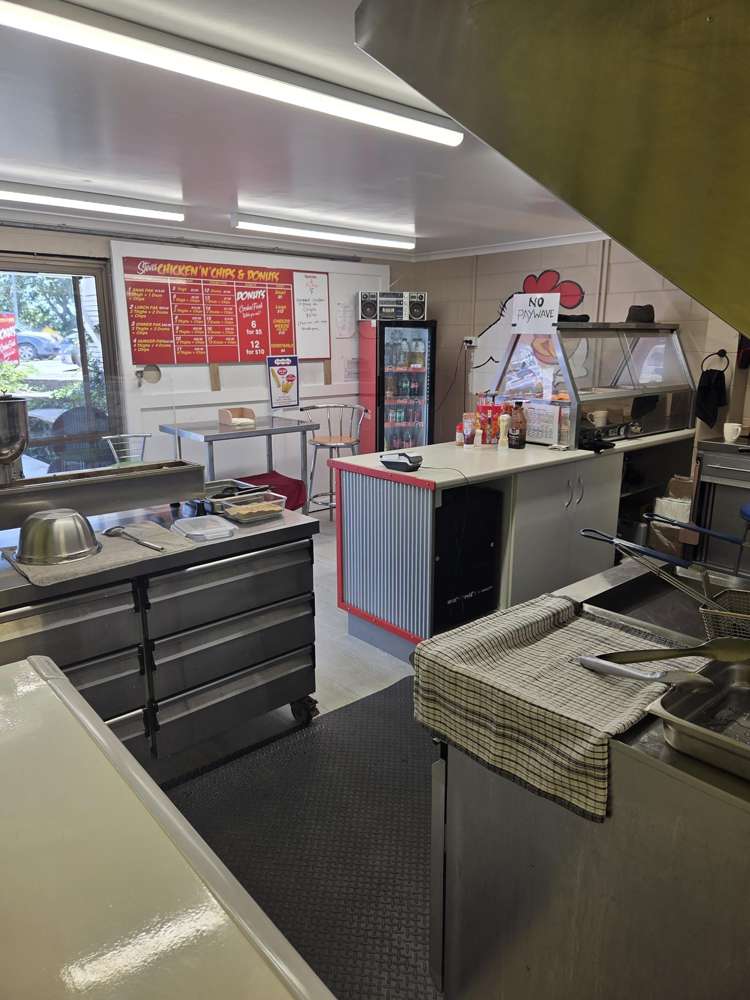 4 Main Road Katikati_4