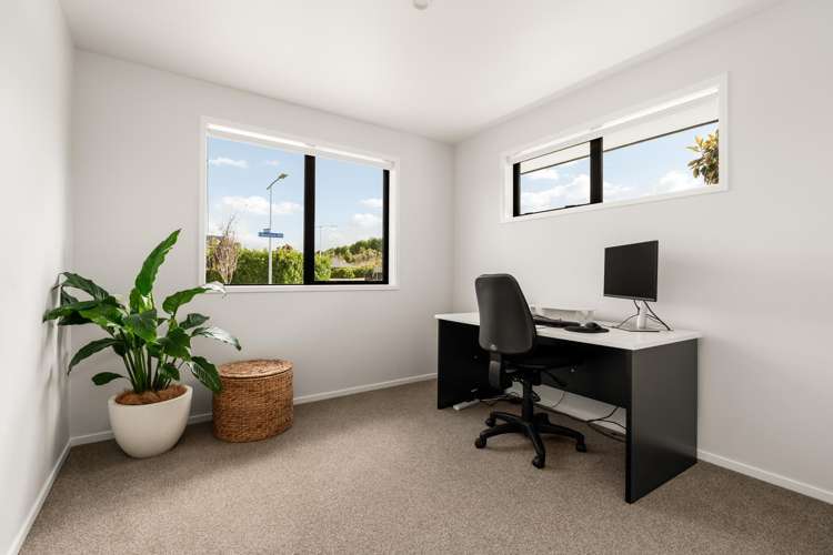 4 Blacklock Road Pyes Pa_17