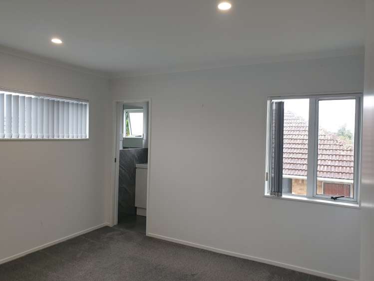 2/14 Buller Crescent 10686_6
