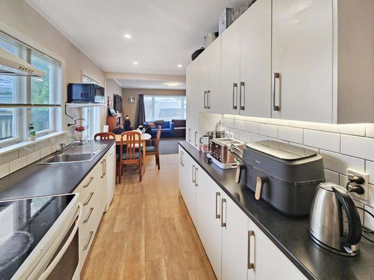 27 Russell Road 10629_2