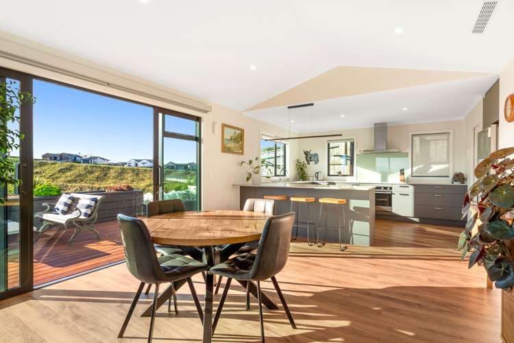 24 Huntaway Close Stoke_1