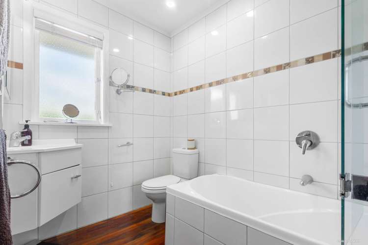 33 Vera Road Te Atatu South_10