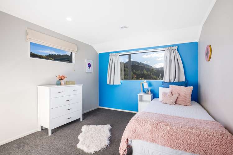 14 Betty Watt Grove Riverstone Terraces_15