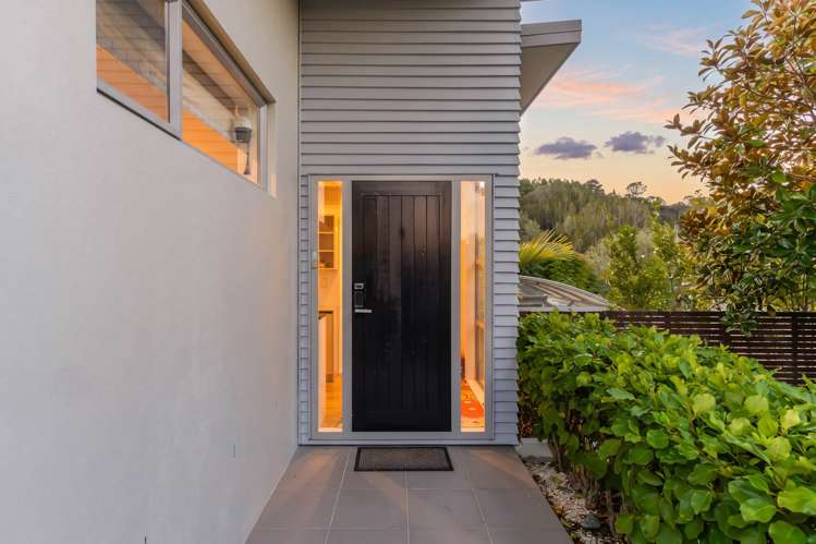 124 Kyle Road Greenhithe_4