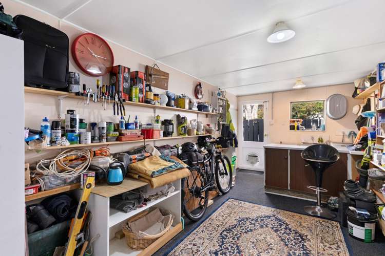 2/14 Burns Street Westown_30