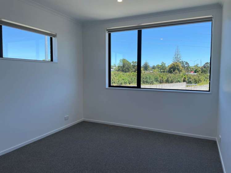 10E Titoki Street Te Atatu Peninsula Waitakere City Houses for Rent One Roof