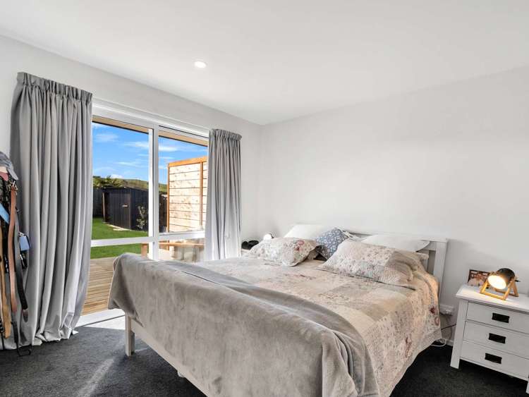 2 Upham Way Amberley_26