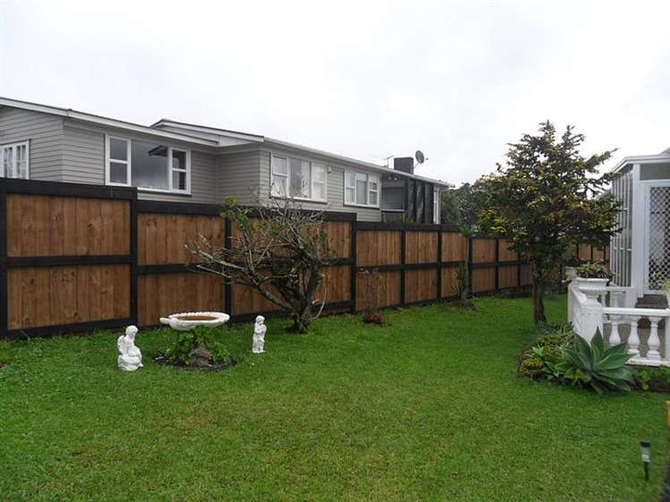 4 Beverly Place New Lynn_2