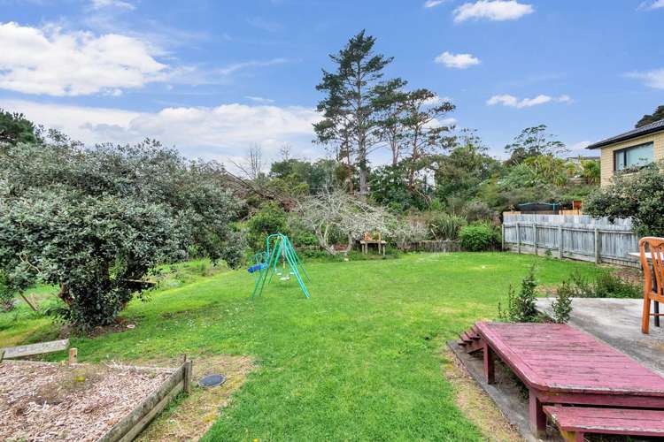 24 Finlow Drive Te Atatu South_15
