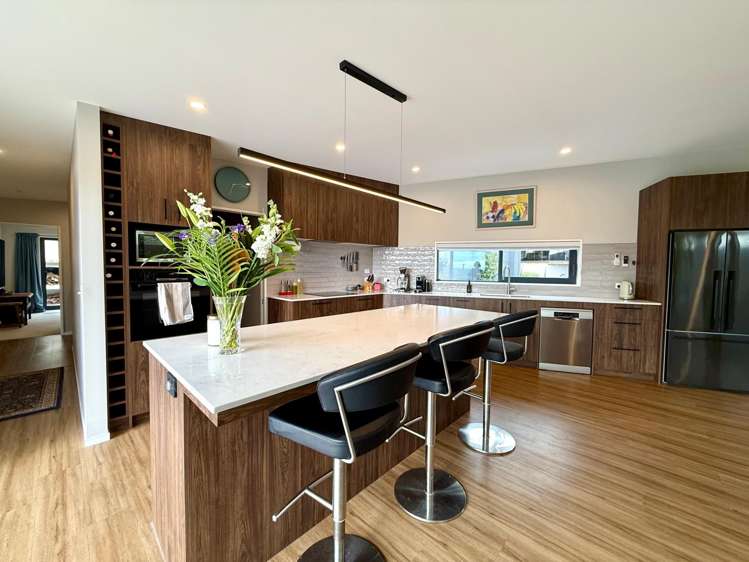  13 Matuku Lane Heathcote Valley_5