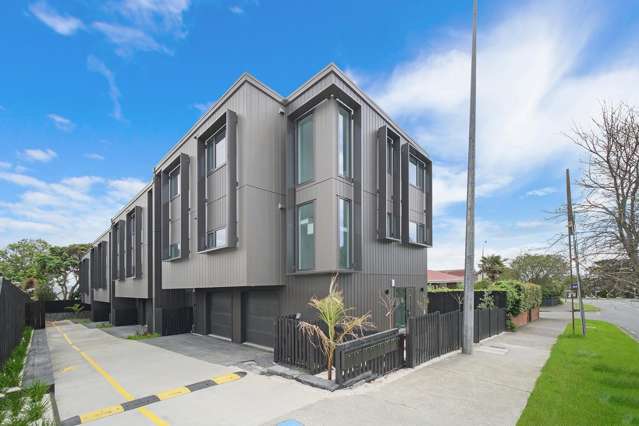 Brand new and close to the beach