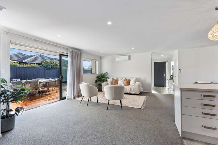 21 Livingstone Drive Papamoa_15