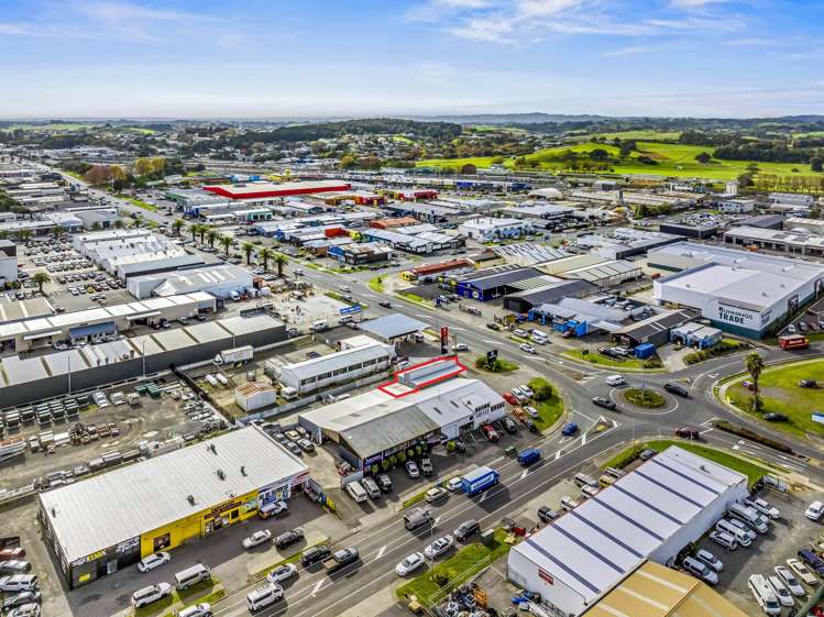 171 Manukau Road Pukekohe_13