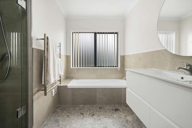 34 Huntington Drive Huntington Park_15