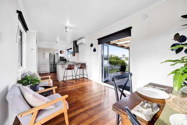 16 Karaka Street Hawera_10