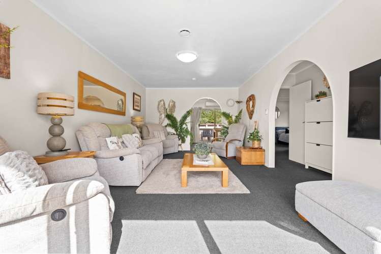 1/37 Palliser Lane Browns Bay_4