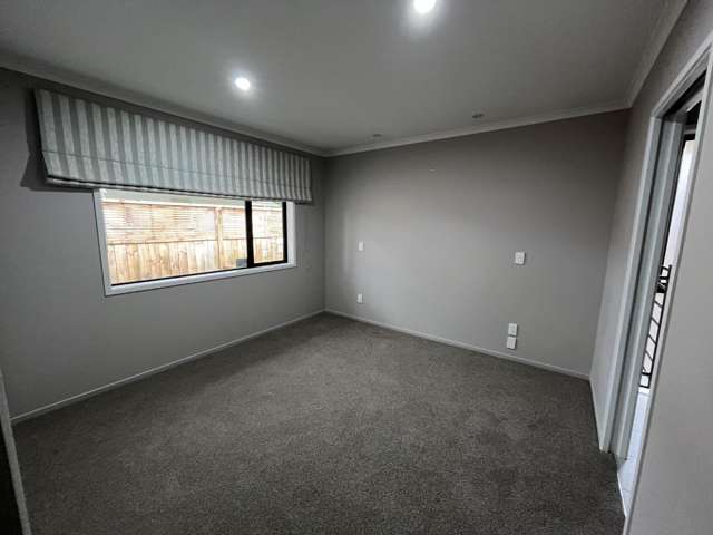 29A Dixon Road 2742_3