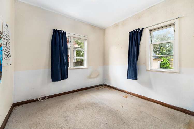 218 College Street West End_5