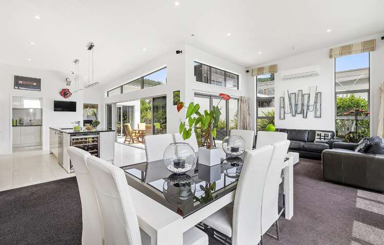 5 Linacre Way Tawa_2