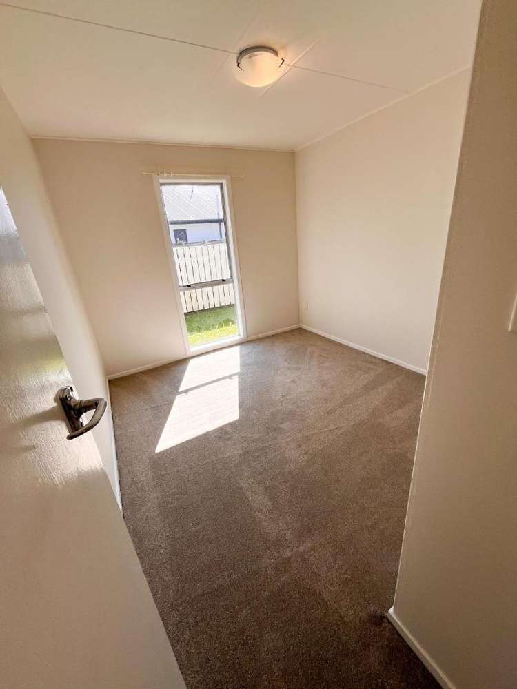 7 Guy Avenue 10516_4