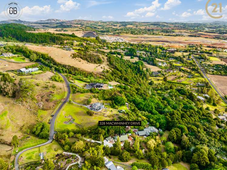 328 Macwhinney Drive Drury_18