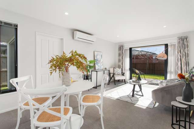 Sunny & Spacious Over-60's Retreat