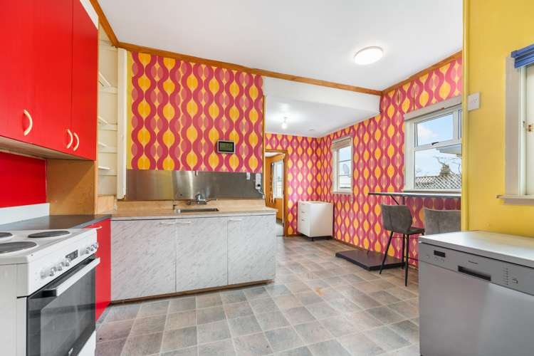 2 Hobson Place Takaro_5