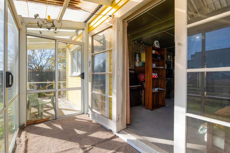 82 Railway Street Eltham_7