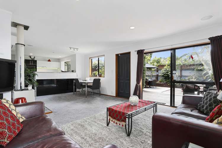 2/37 Lynwood Road New Lynn_5