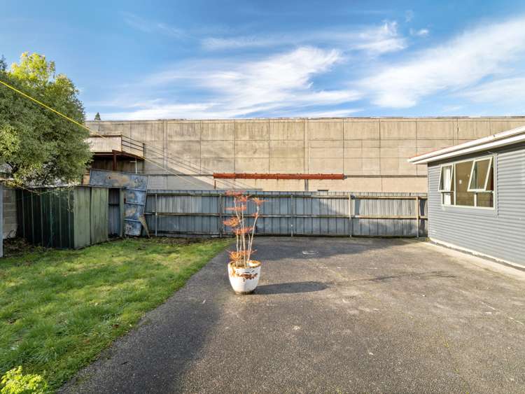 28 Duke Street North Dunedin_18